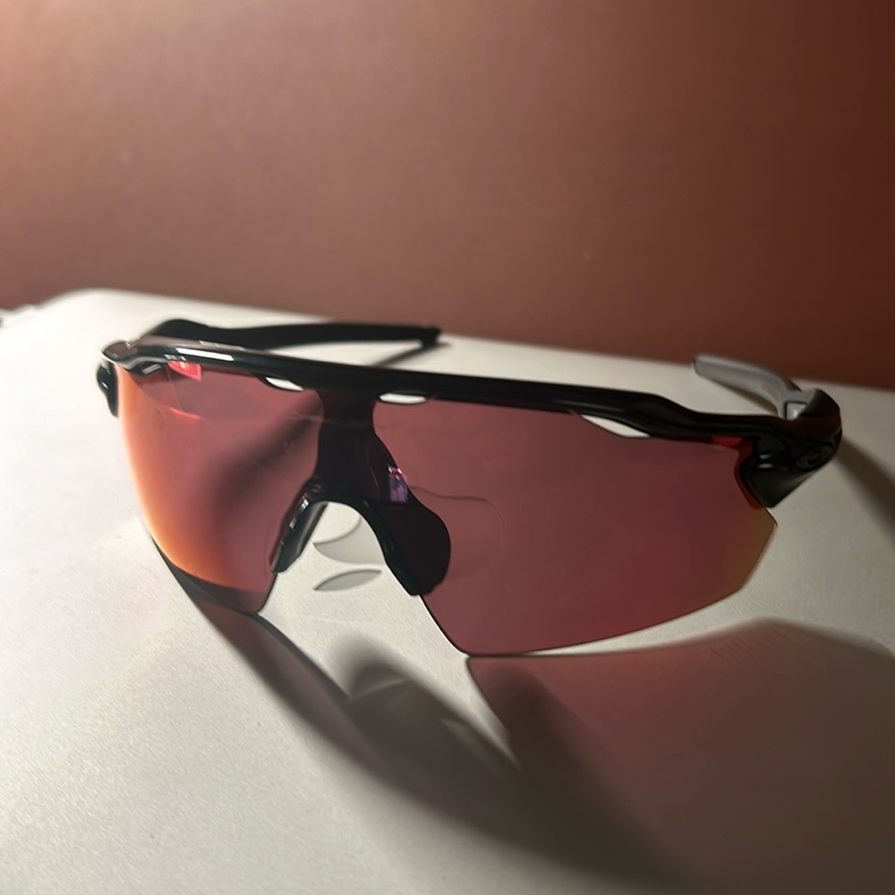 Oakley Radar EV Range
